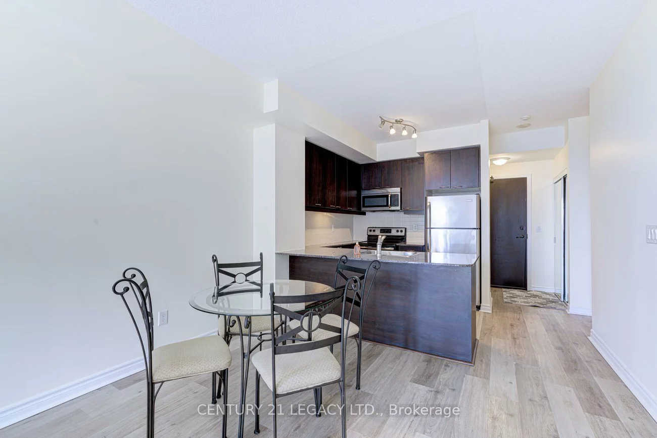 385, Prince Of Wales, City Centre, Mississauga