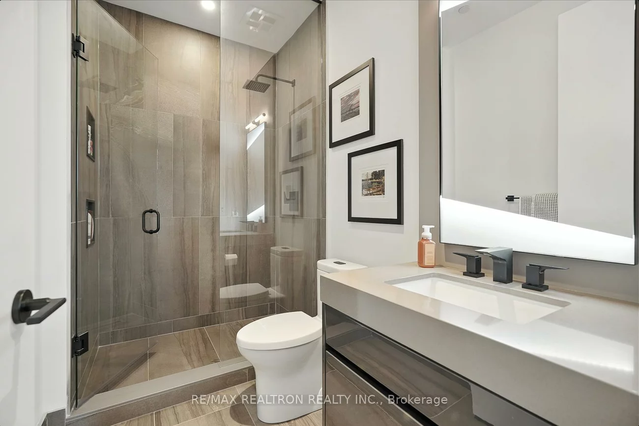 55, Port, Port Credit, Mississauga