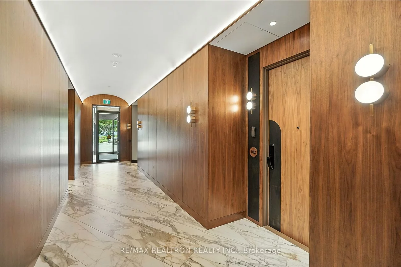 55, Port, Port Credit, Mississauga