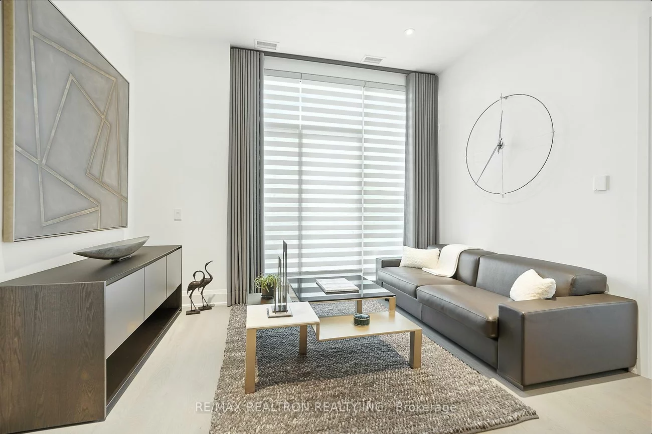 55, Port, Port Credit, Mississauga