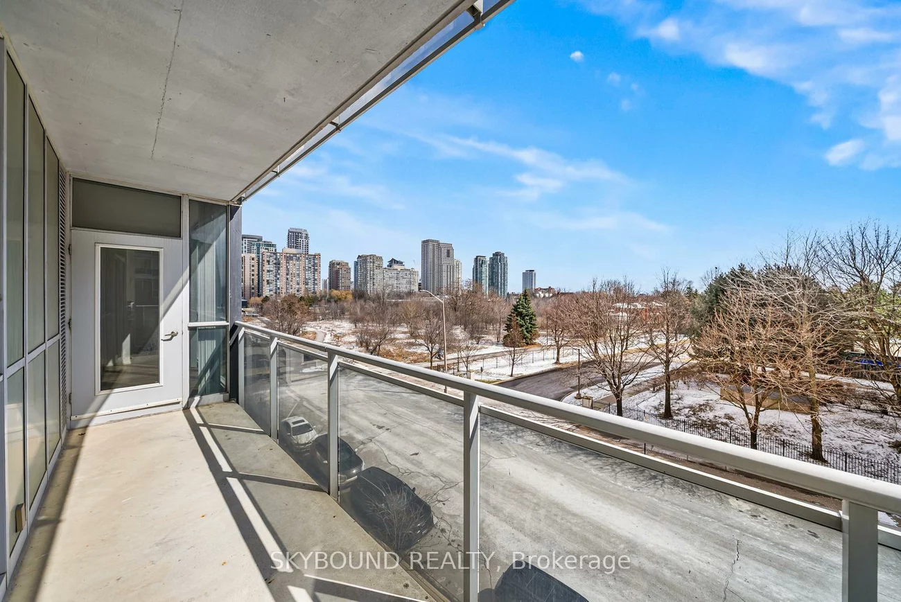 223, Webb, City Centre, Mississauga