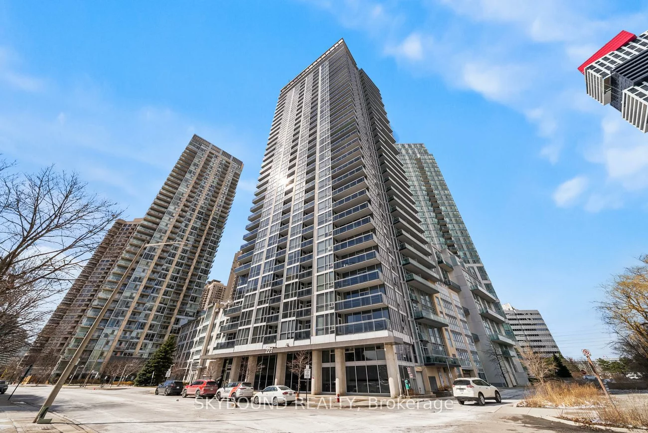 223, Webb, City Centre, Mississauga