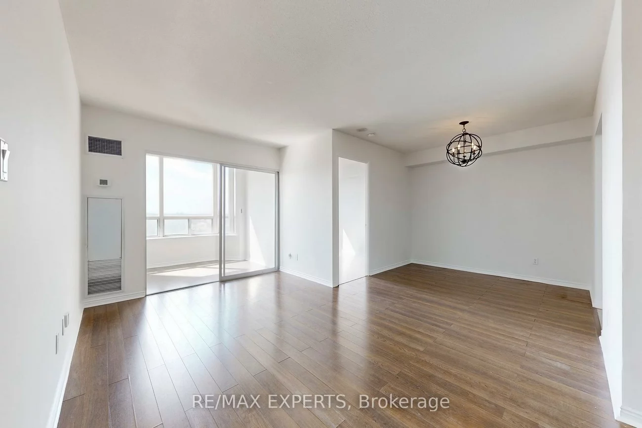 135, Hillcrest, Cooksville, Mississauga