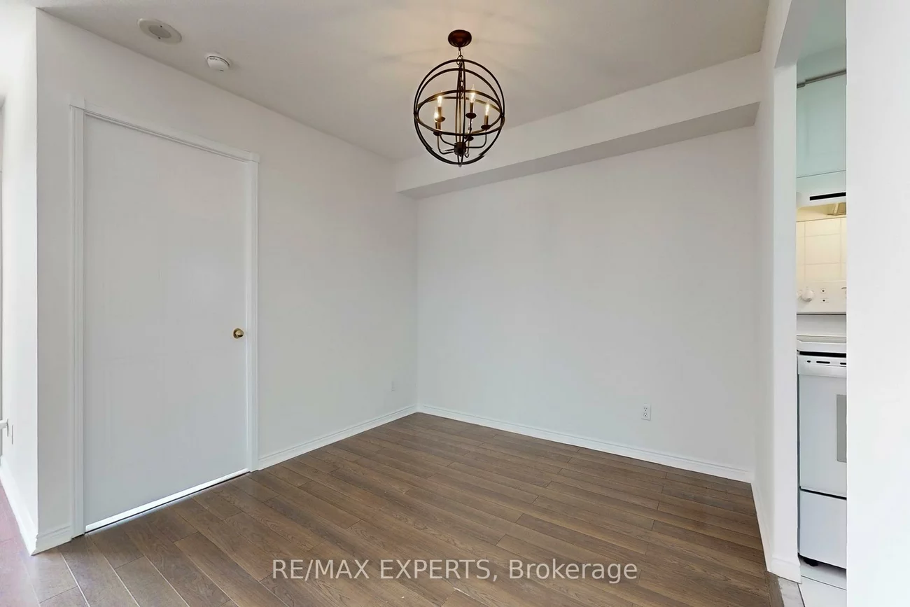 135, Hillcrest, Cooksville, Mississauga