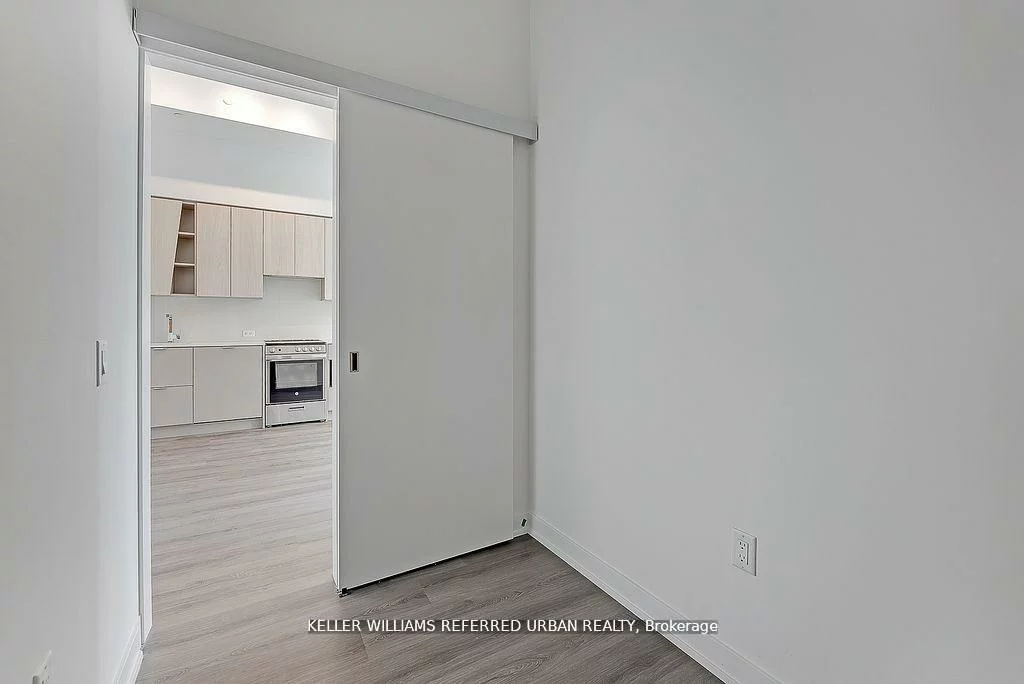 3883, Quartz, City Centre, Mississauga