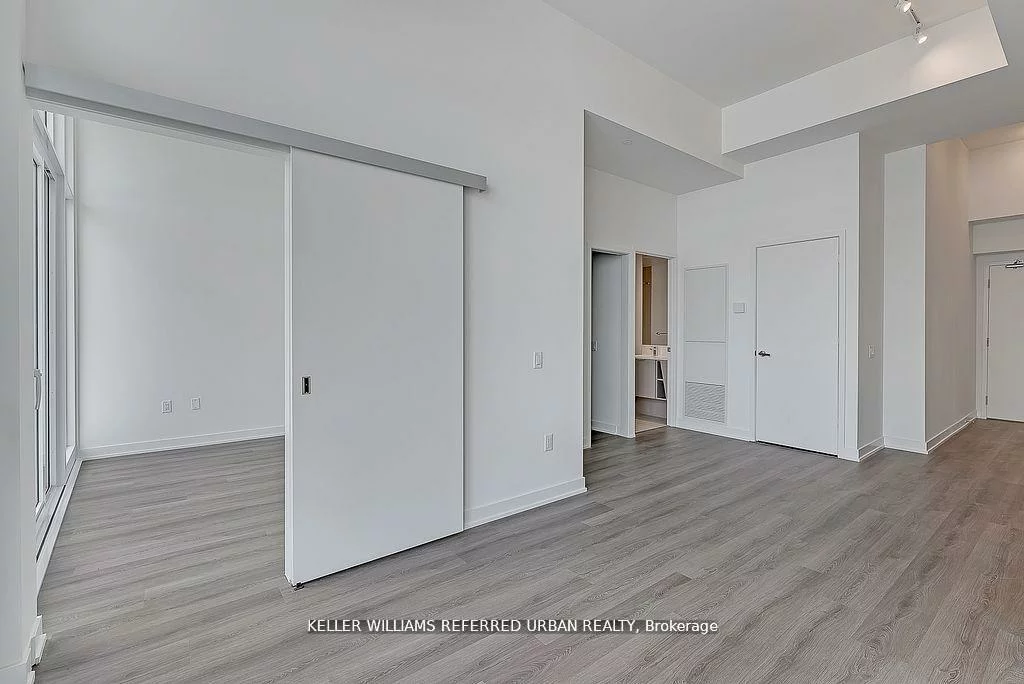 3883, Quartz, City Centre, Mississauga