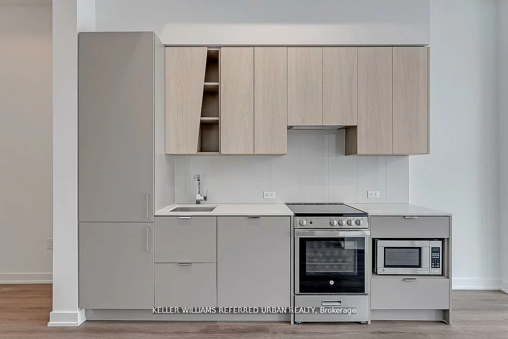 3883, Quartz, City Centre, Mississauga