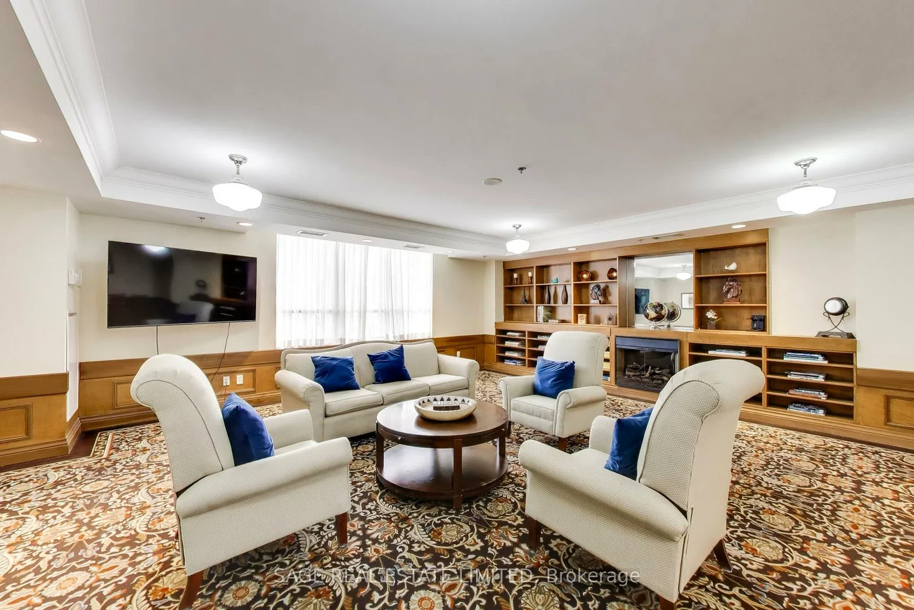 810, Scollard, East Credit, Mississauga