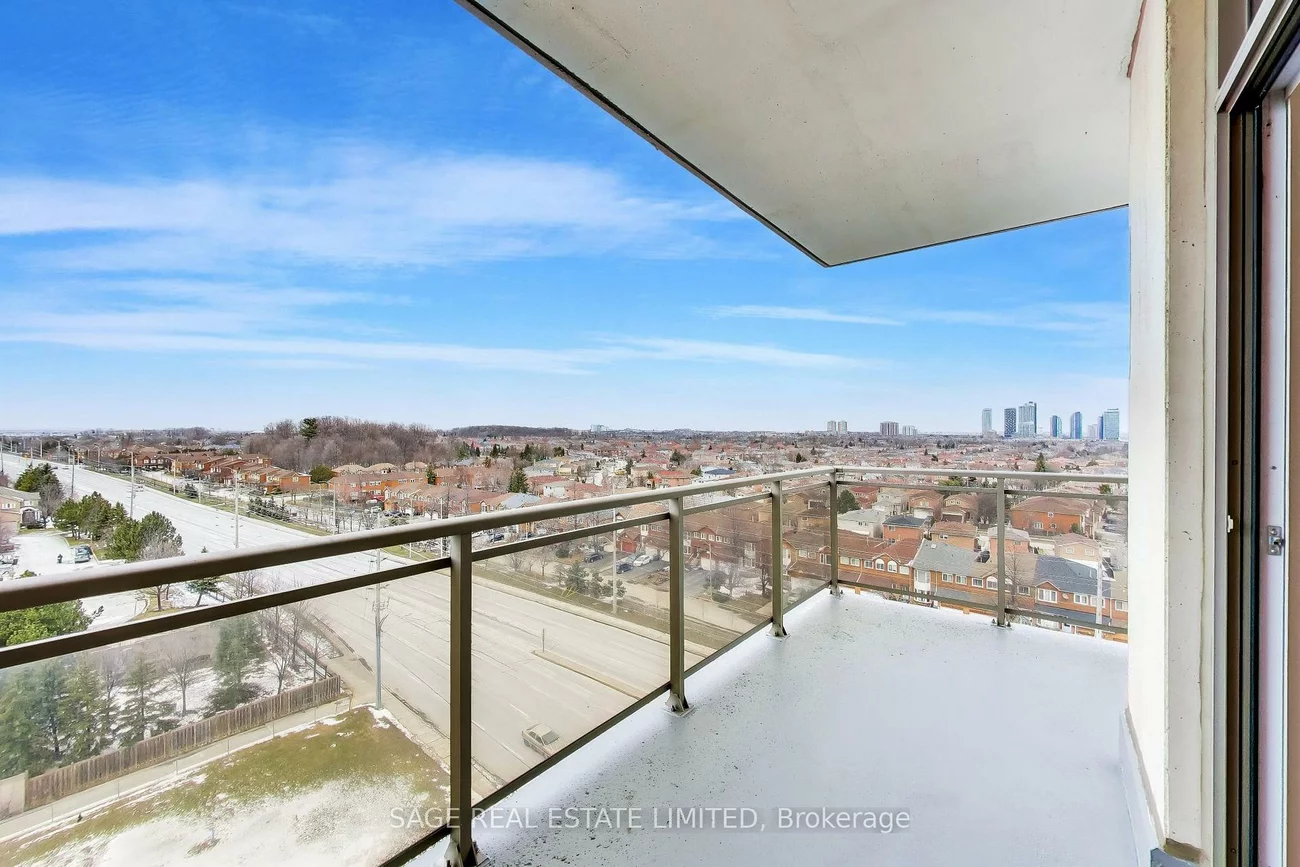 810, Scollard, East Credit, Mississauga