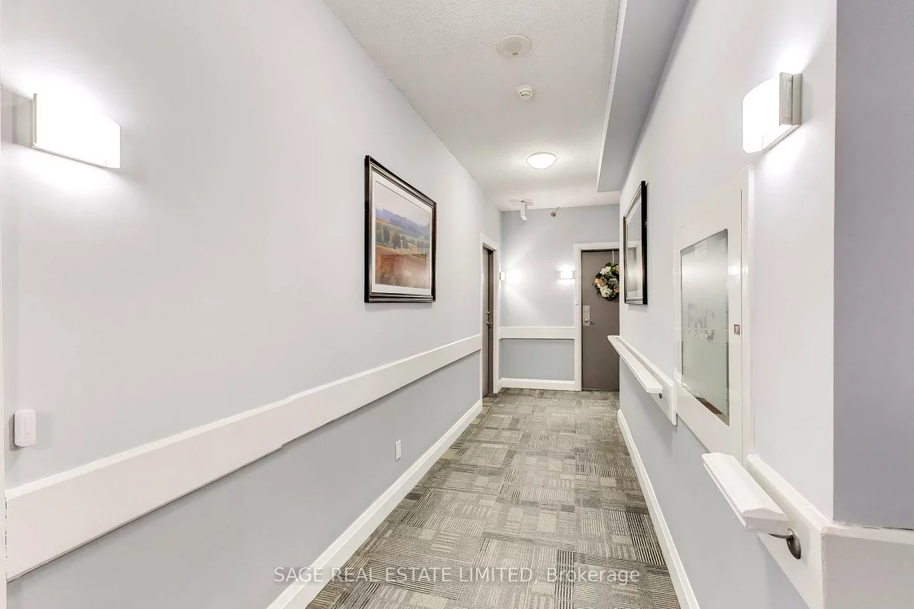 810, Scollard, East Credit, Mississauga