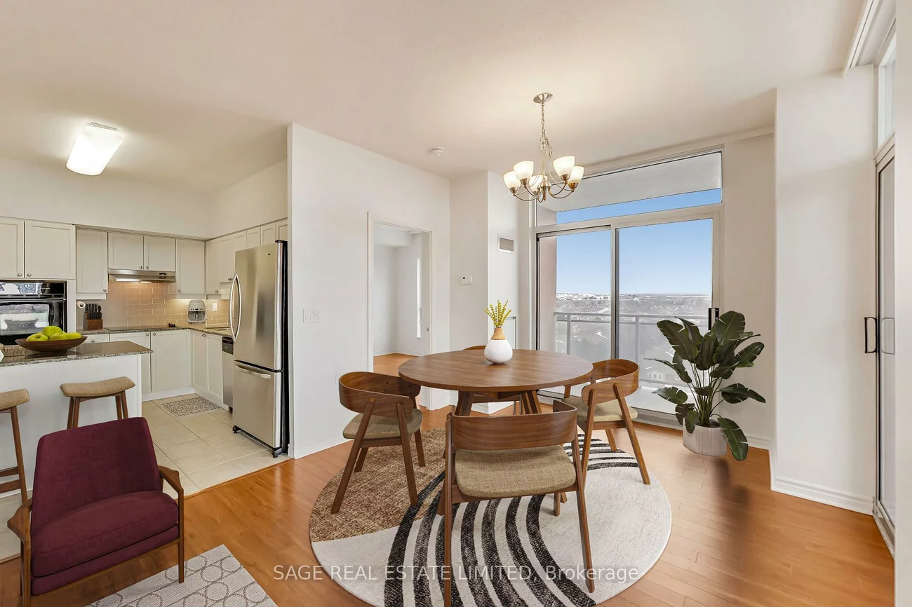 810, Scollard, East Credit, Mississauga