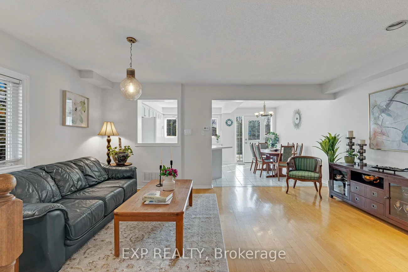 455, Apache, Hurontario, Mississauga