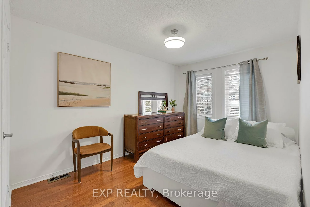 455, Apache, Hurontario, Mississauga