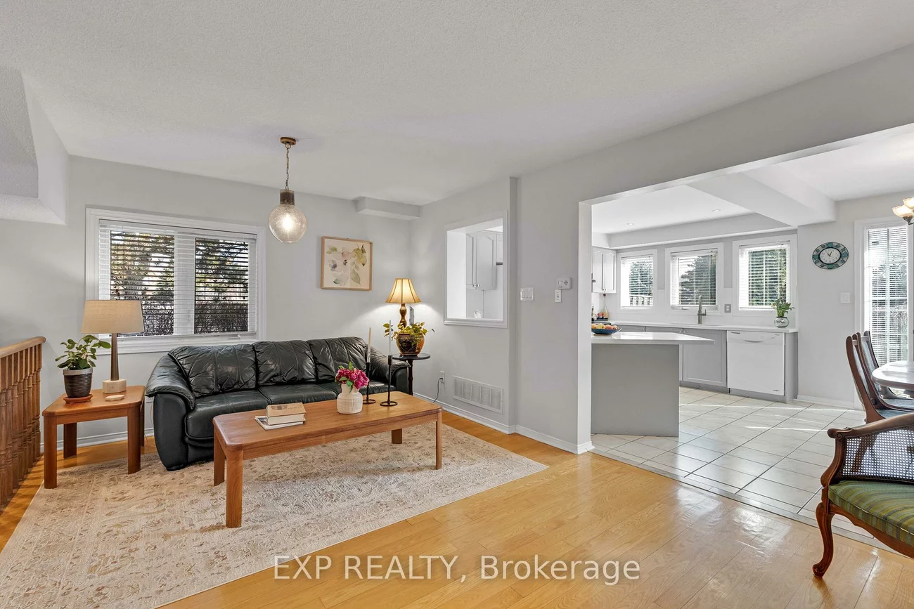 455, Apache, Hurontario, Mississauga