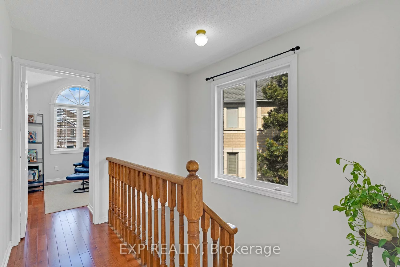 455, Apache, Hurontario, Mississauga