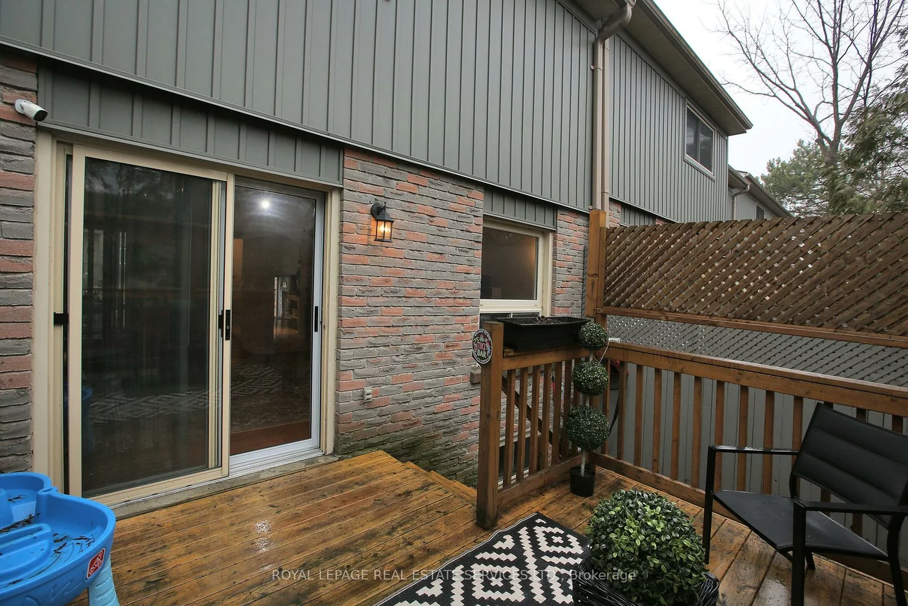 60, Hanson, Fairview, Mississauga