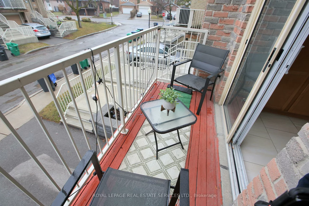 60, Hanson, Fairview, Mississauga