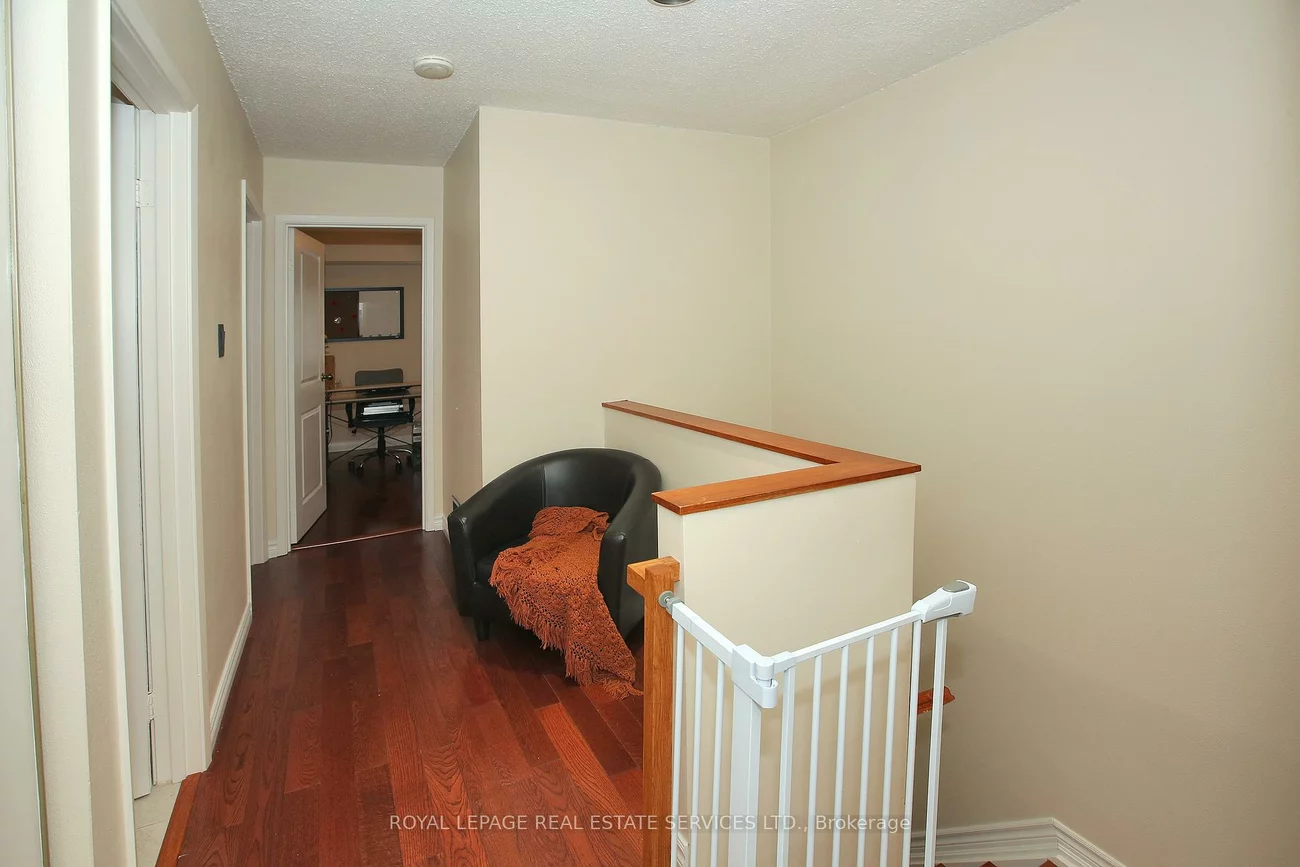 60, Hanson, Fairview, Mississauga