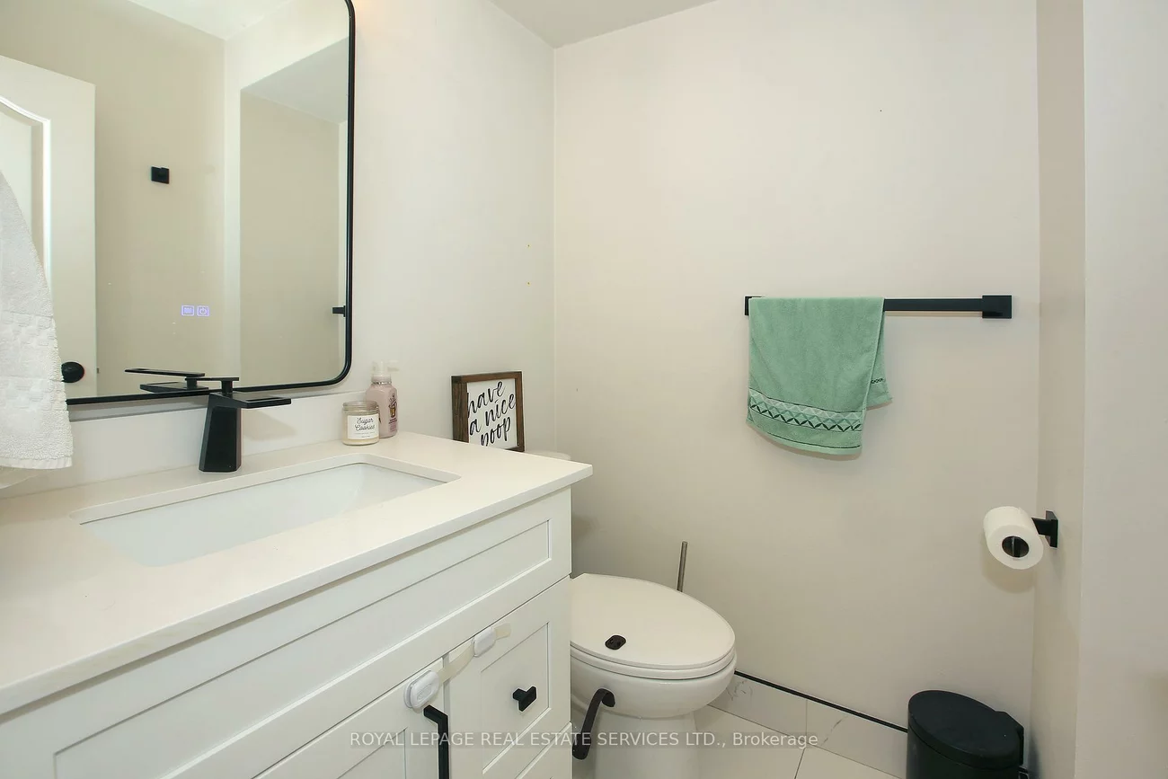 60, Hanson, Fairview, Mississauga