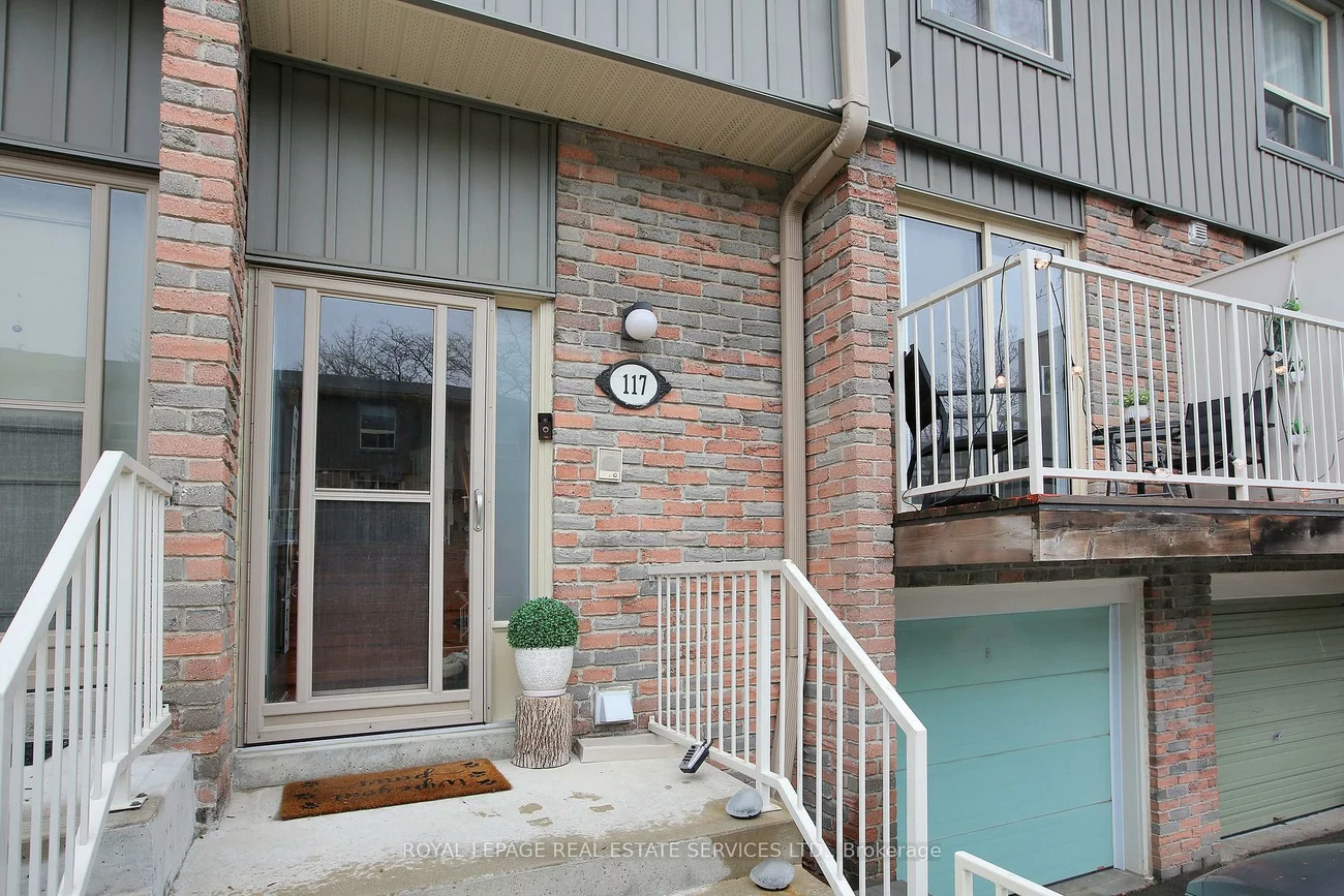 60, Hanson, Fairview, Mississauga
