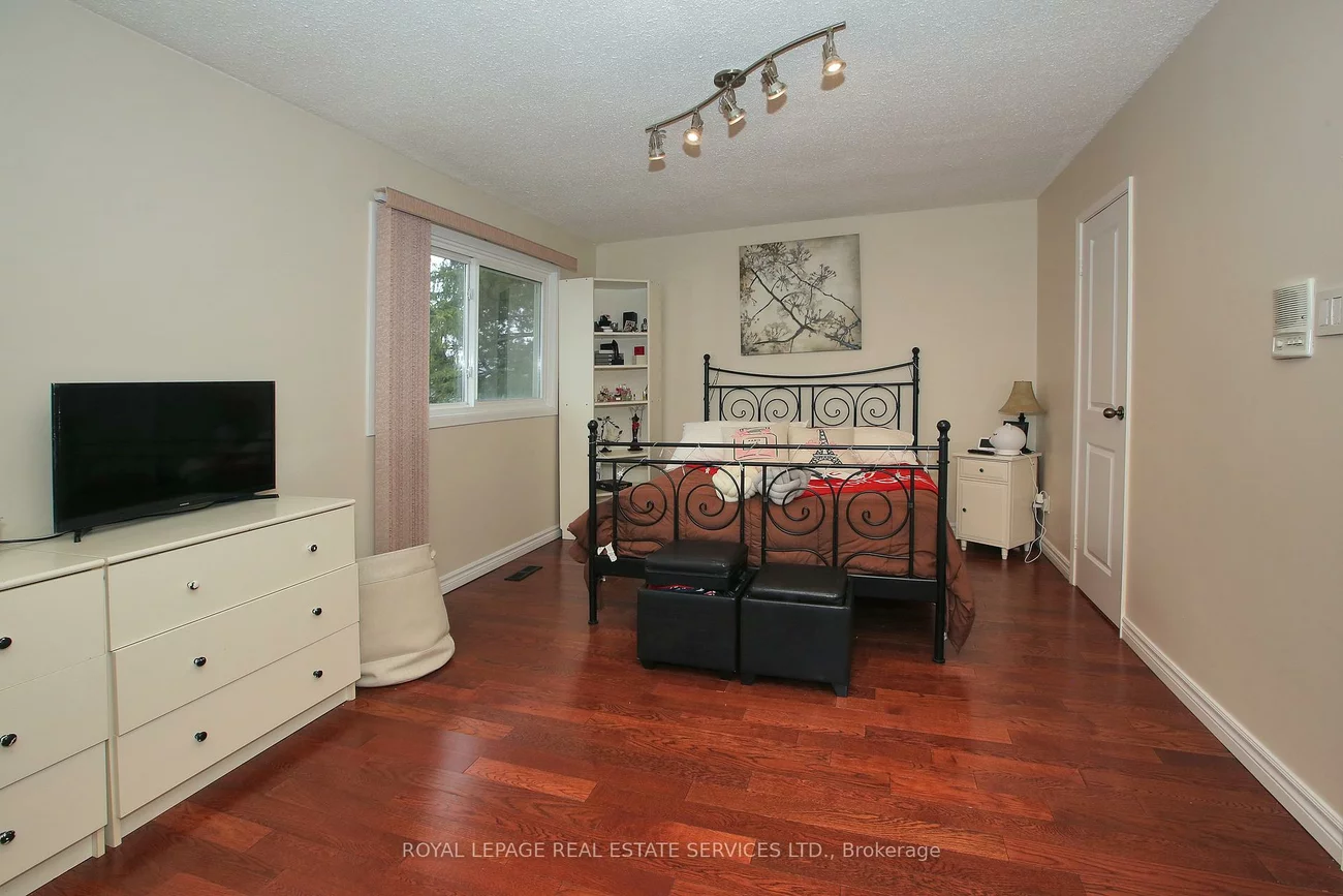 60, Hanson, Fairview, Mississauga