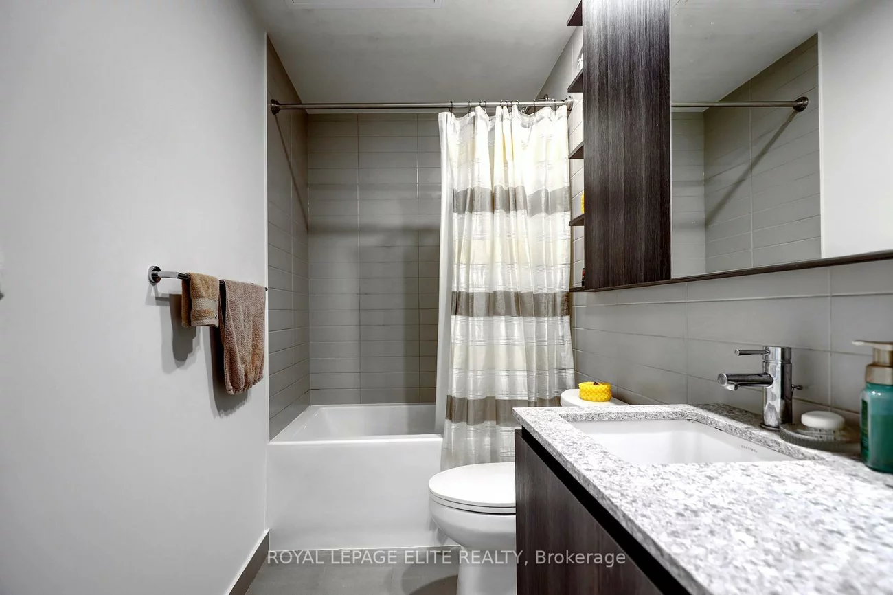 21, Park, Port Credit, Mississauga