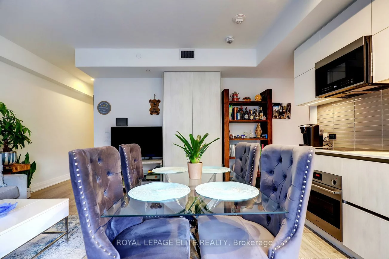 21, Park, Port Credit, Mississauga