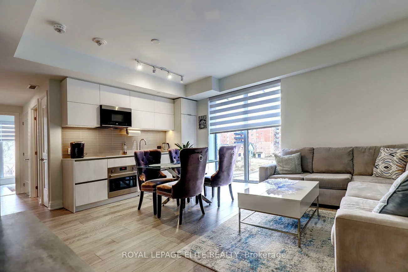 21, Park, Port Credit, Mississauga