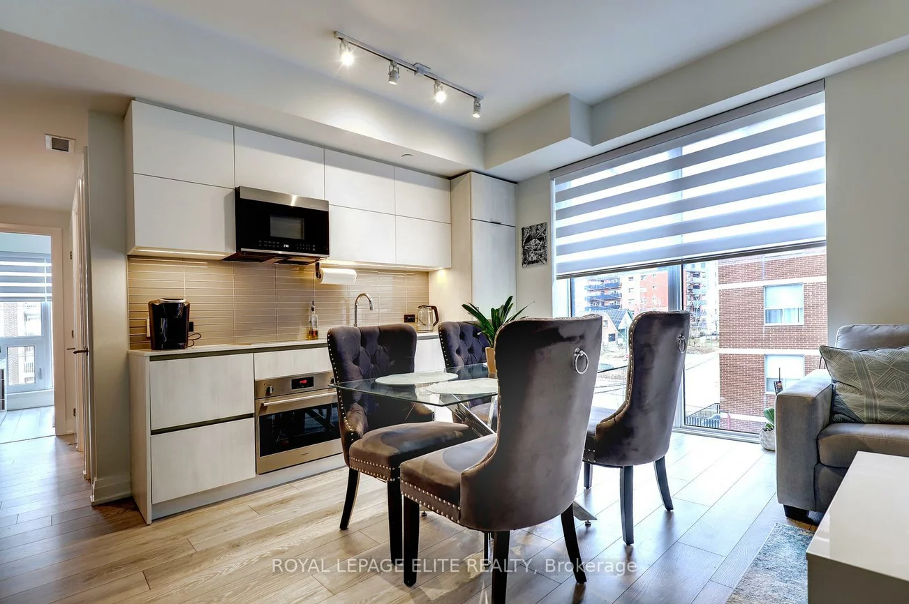 21, Park, Port Credit, Mississauga