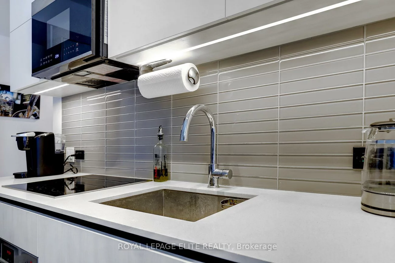 21, Park, Port Credit, Mississauga