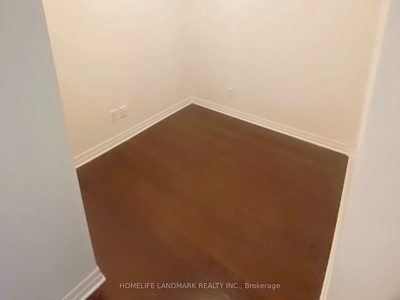 225, Webb, City Centre, Mississauga