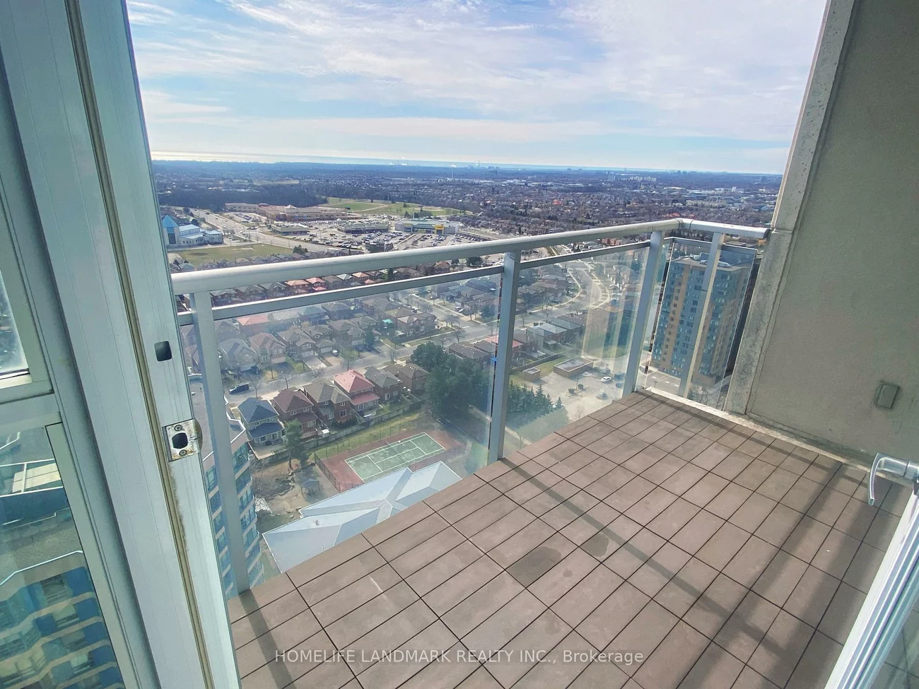 225, Webb, City Centre, Mississauga