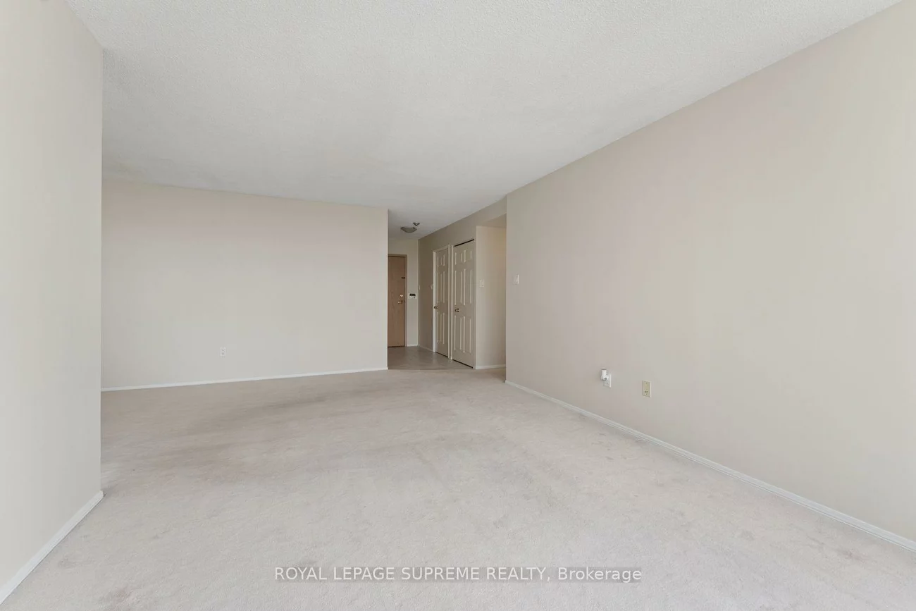 55, Elm, City Centre, Mississauga