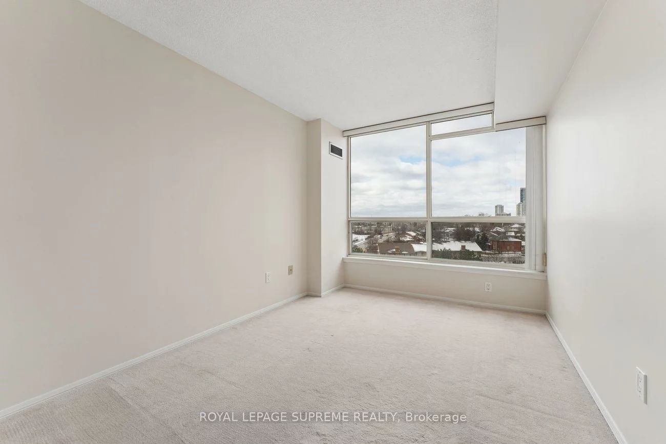 55, Elm, City Centre, Mississauga