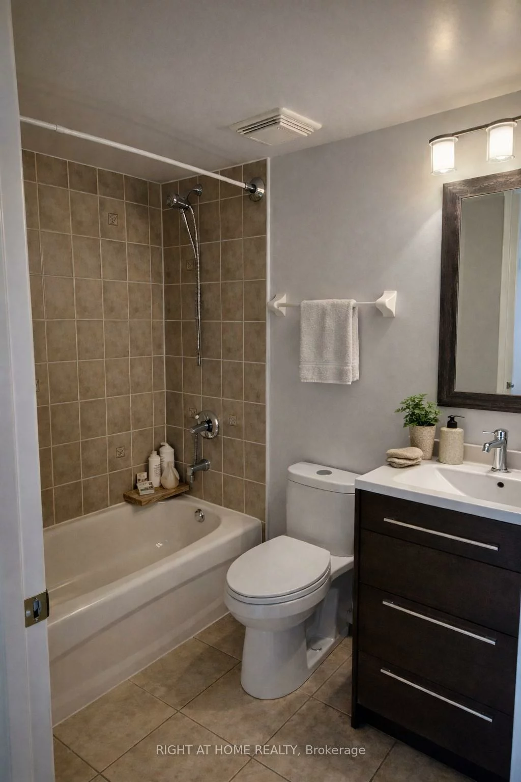 4620, Guildwood, Hurontario, Mississauga