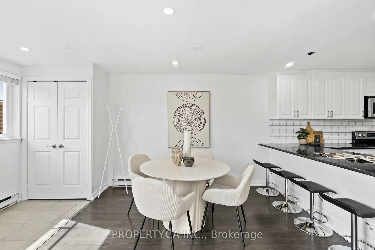 1055, Dundas, Applewood, Mississauga