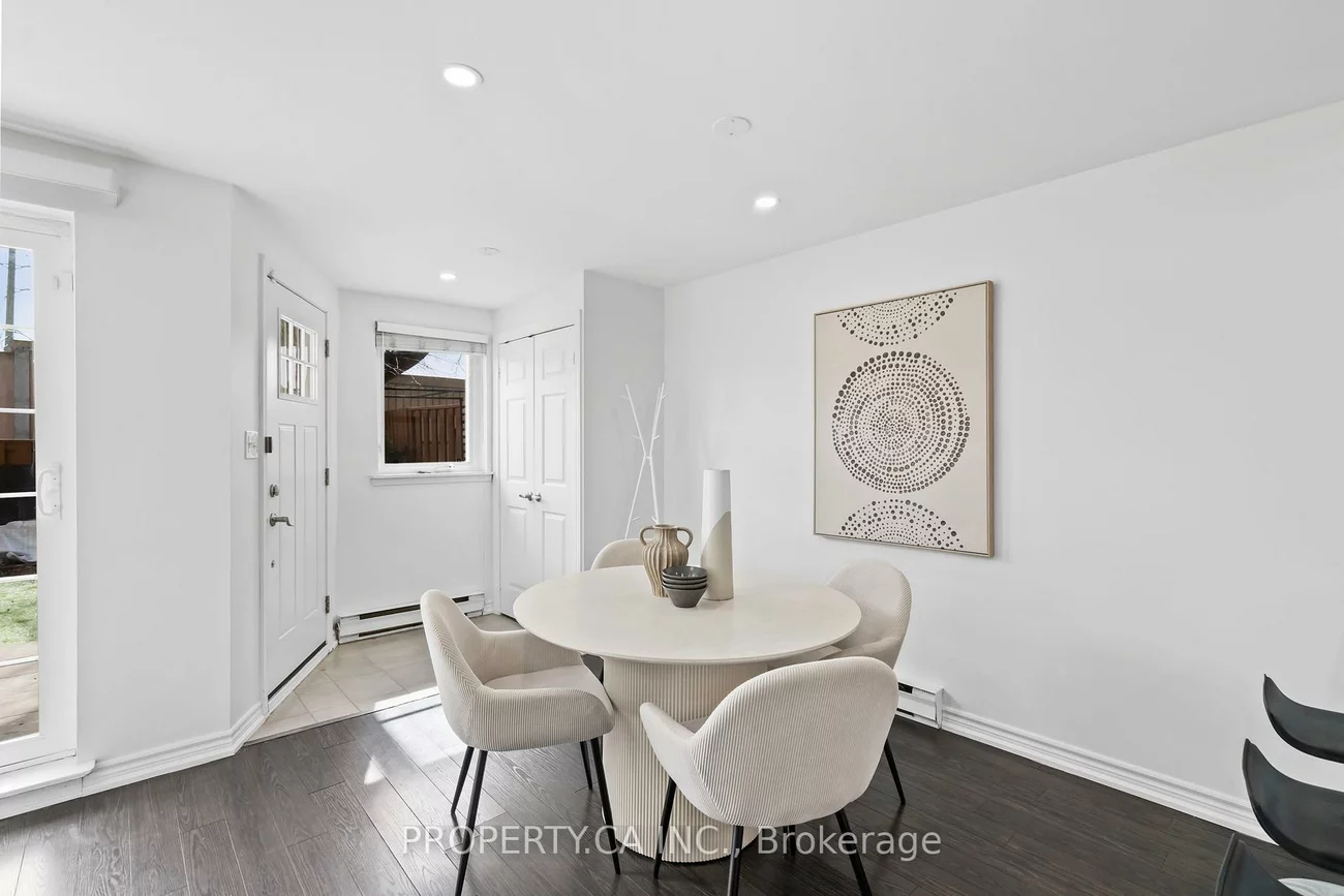 1055, Dundas, Applewood, Mississauga