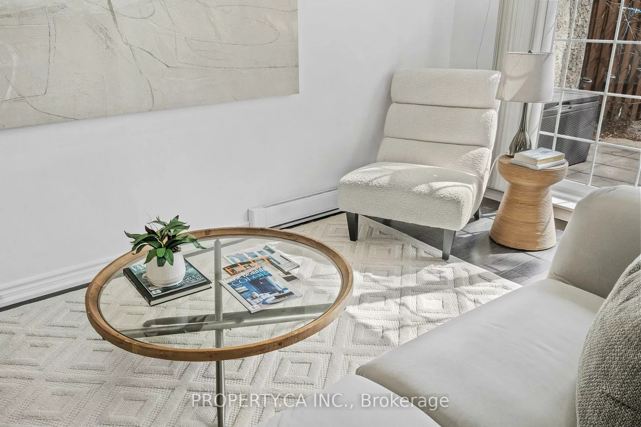 1055, Dundas, Applewood, Mississauga