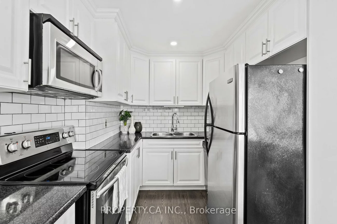 1055, Dundas, Applewood, Mississauga