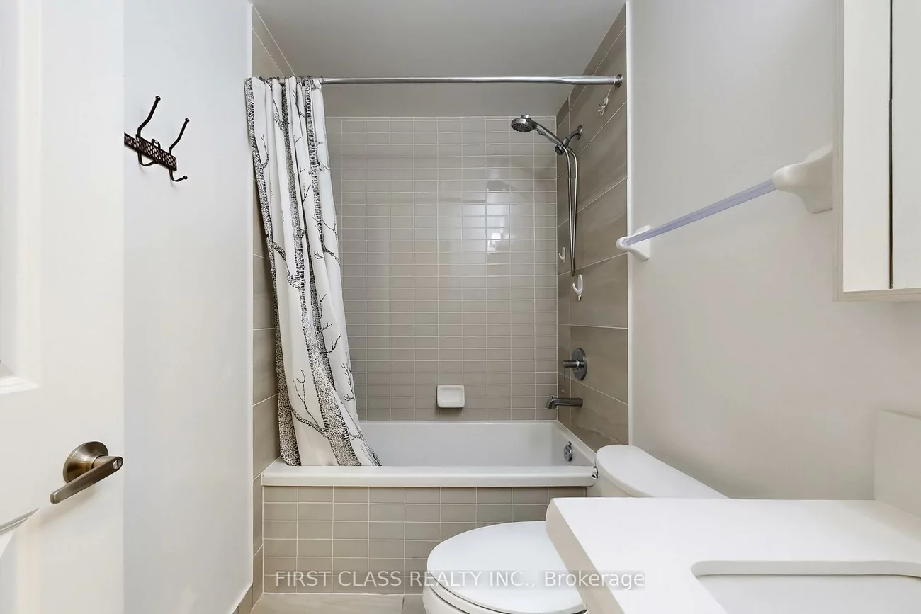 4699, Glen Erin, Central Erin Mills, Mississauga
