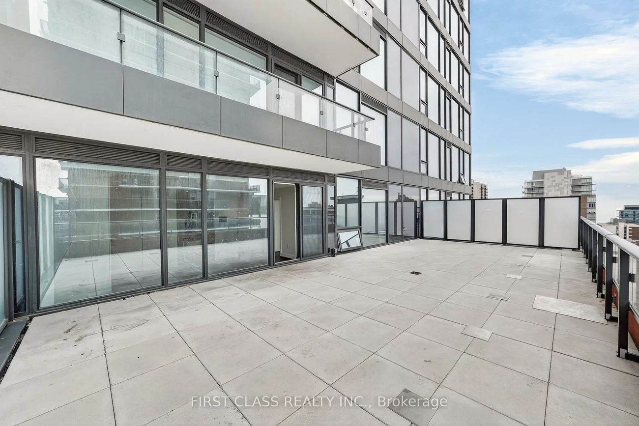 28, ANN, Port Credit, Mississauga