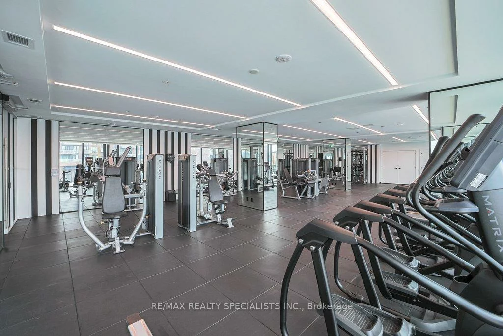 215, Lakeshore, Port Credit, Mississauga