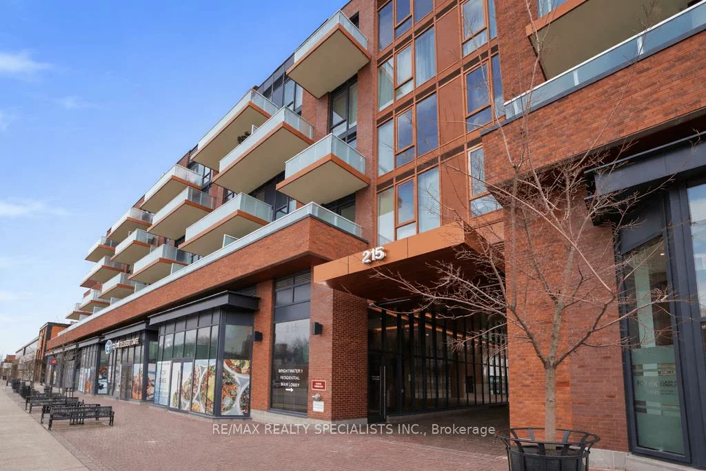 215, Lakeshore, Port Credit, Mississauga