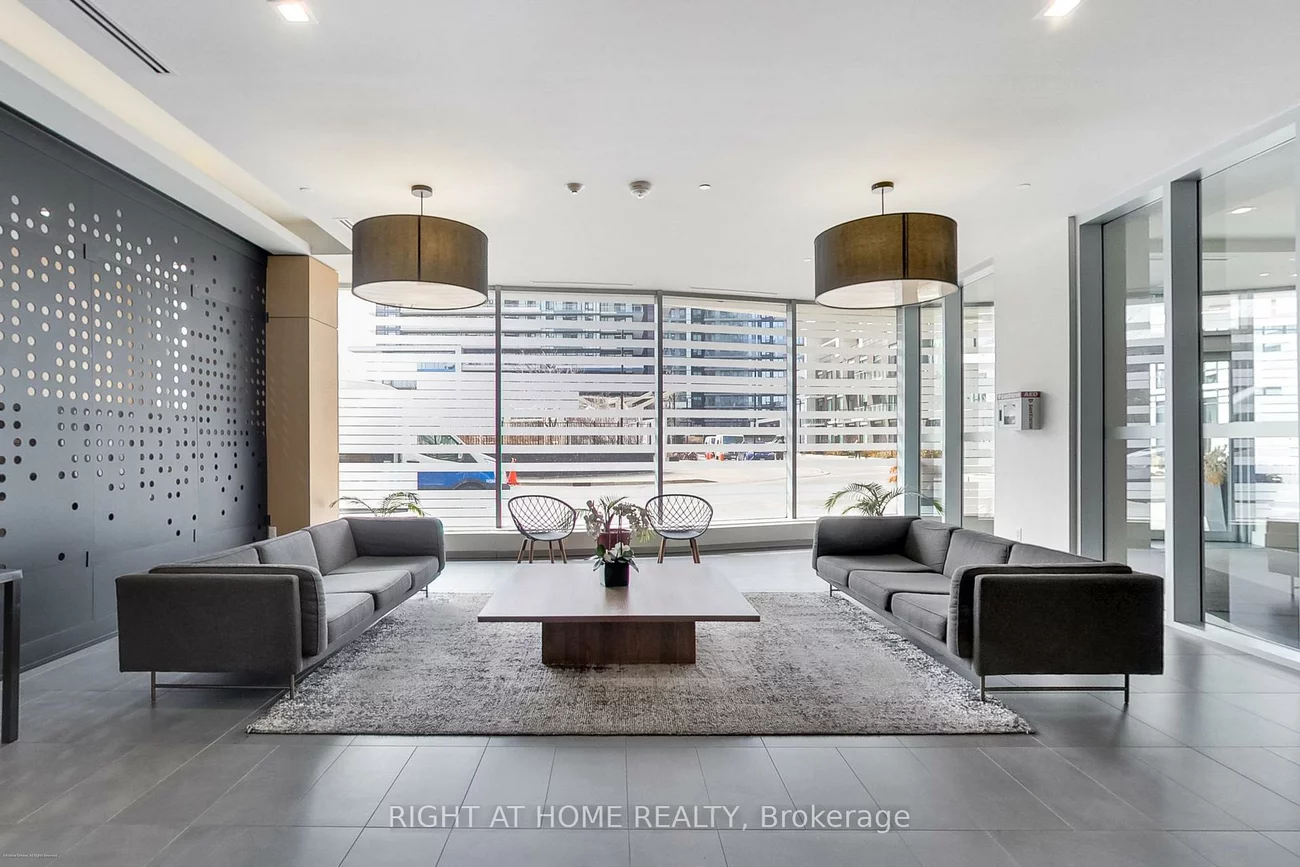 2520, Eglinton, Central Erin Mills, Mississauga