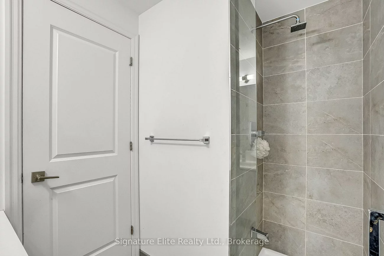 36, Elm, Fairview, Mississauga