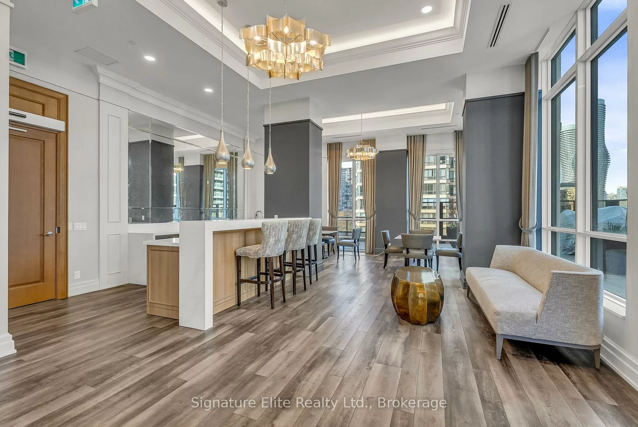 36, Elm, Fairview, Mississauga