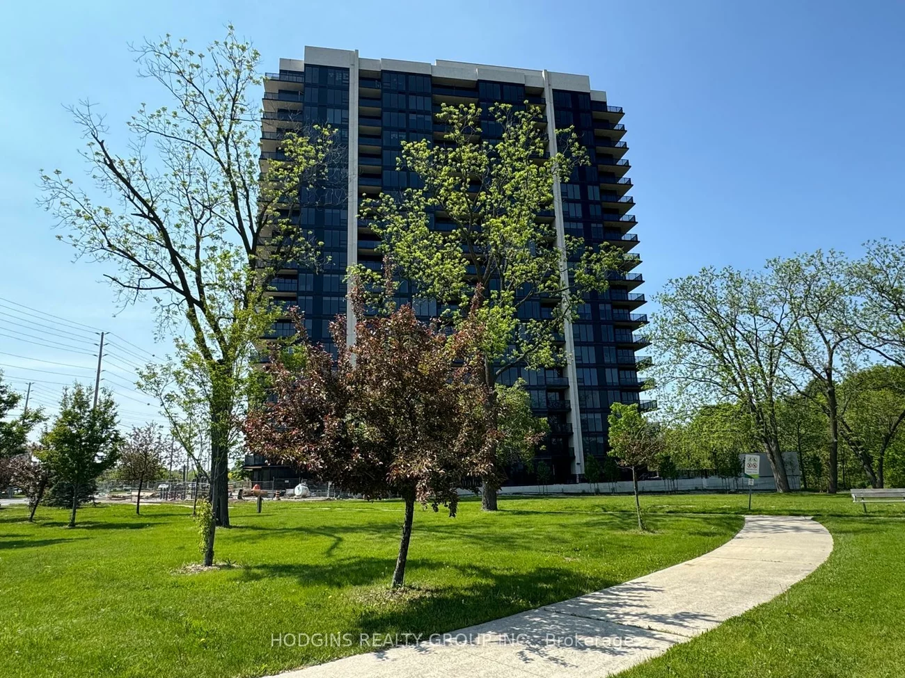 1035, Southdown, Clarkson, Mississauga