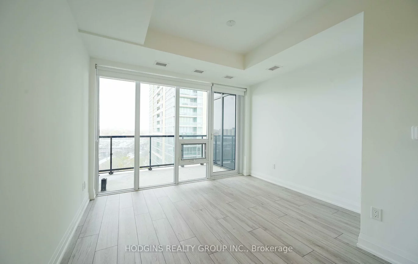 1035, Southdown, Clarkson, Mississauga