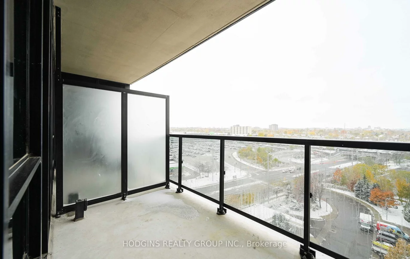 1035, Southdown, Clarkson, Mississauga