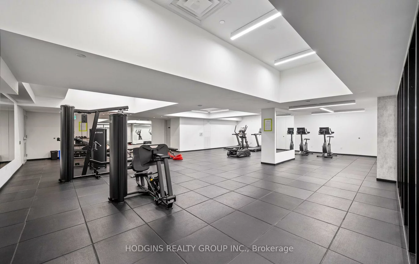 1035, Southdown, Clarkson, Mississauga